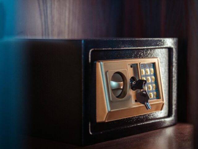 Can I Put My Illinois LLC Or Business Interest Into My Trust?